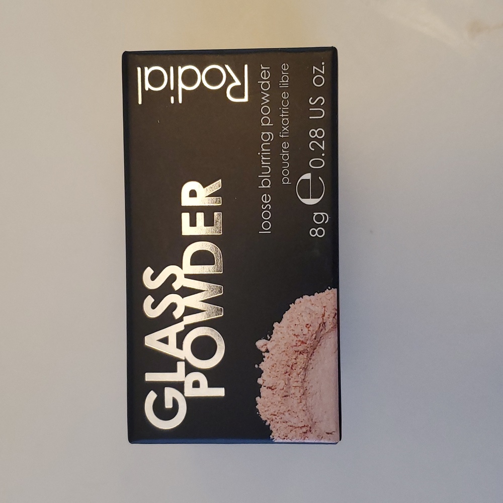 NIP Rodial Glass Powder - Loose Blurring Powder - Picture 2 of 6